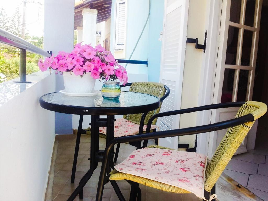 Philippos Apartments Acharavi  Ngoại thất bức ảnh